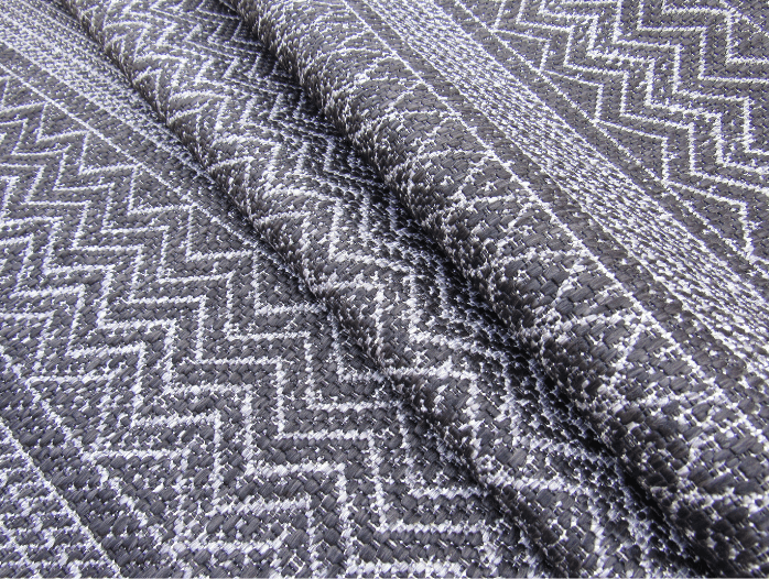 Indoor & Outdoor Reversible Zig - Zag Dark Grey Rug – - Image 3