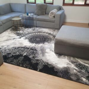 Black White Premium Rug