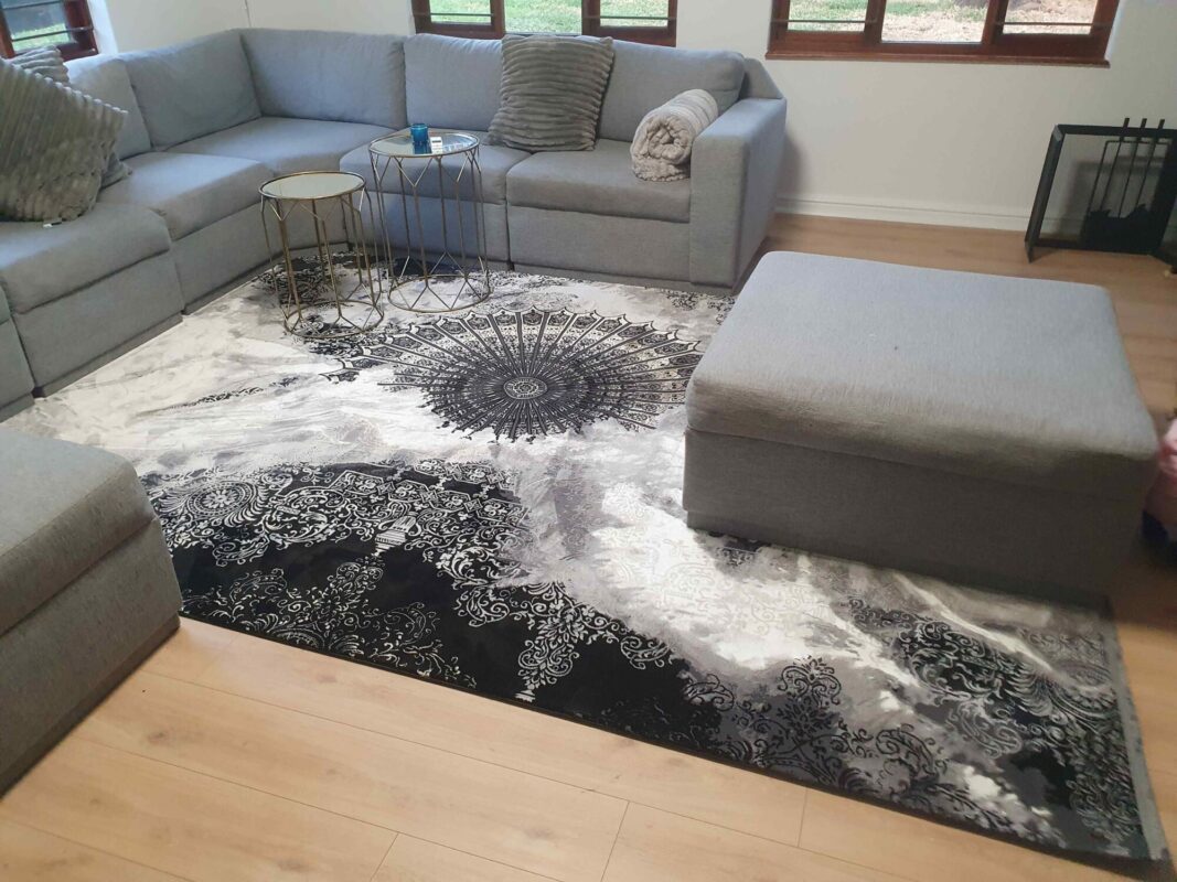 Black White Modern Rug