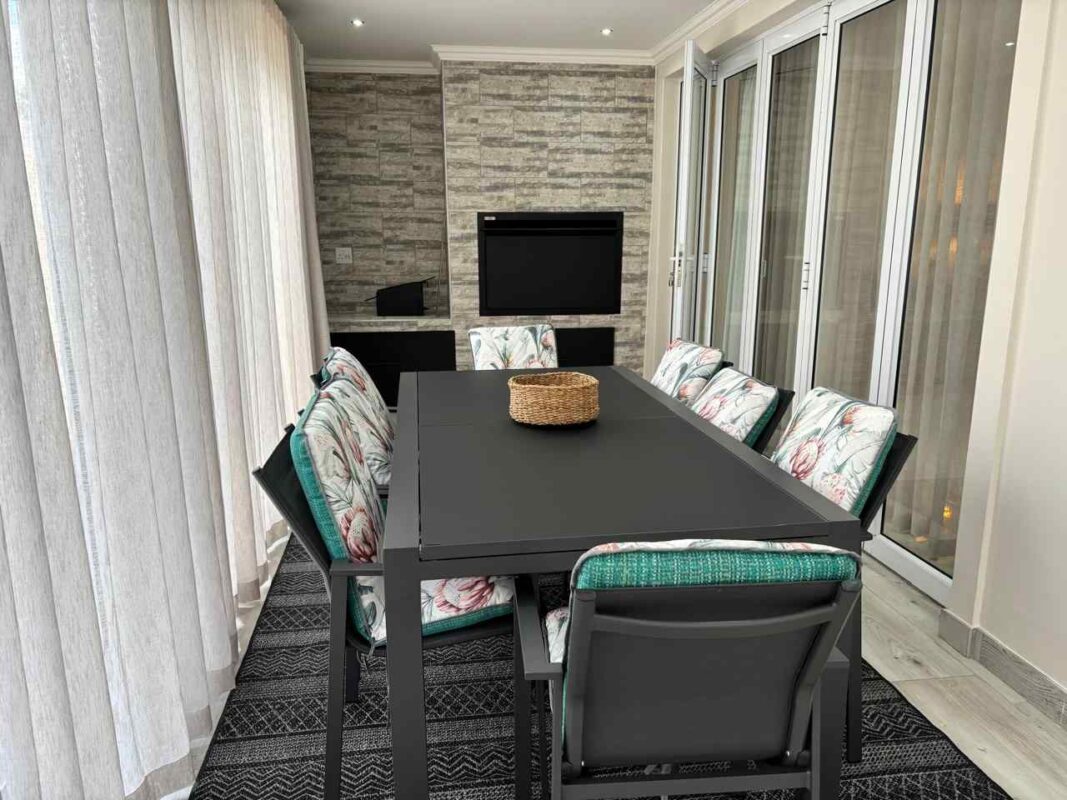 Indoor Outdoor Black Rug