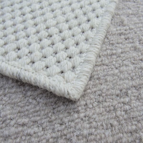 wool rug with standard edge