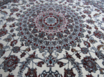 Round Rugs and Carpets